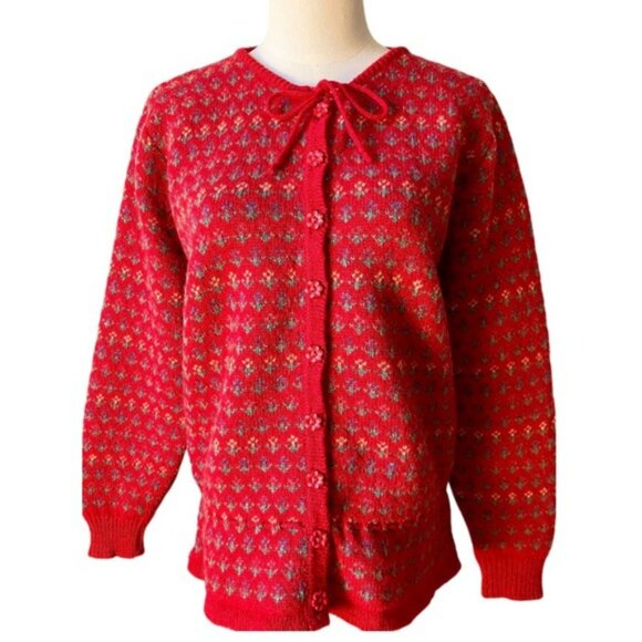 💐 Laura Ashley, Vintage Little Red Riding Hood Floral Wool Knit Jumper - Picture 2 of 16